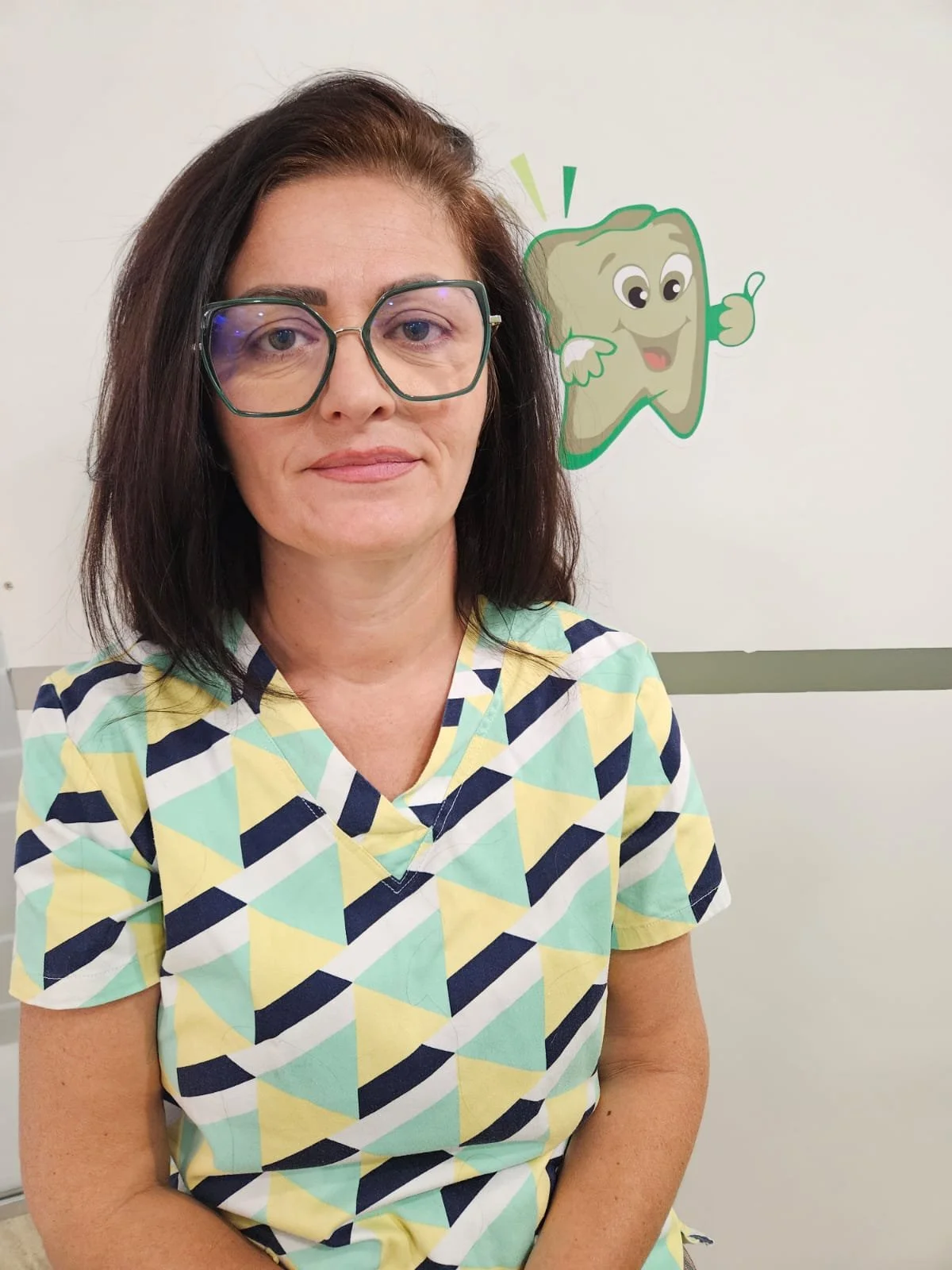 Dr. Adina Țucudean, Medic Stomatolog