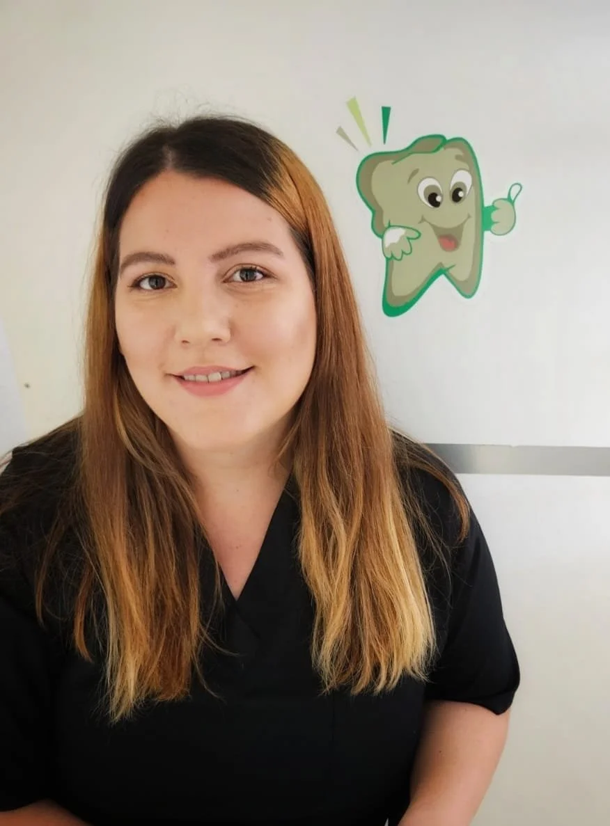 Dr. Ligia Pop, Medic Rezident – Chirurgie Stomatologică și Maxilo-Facială